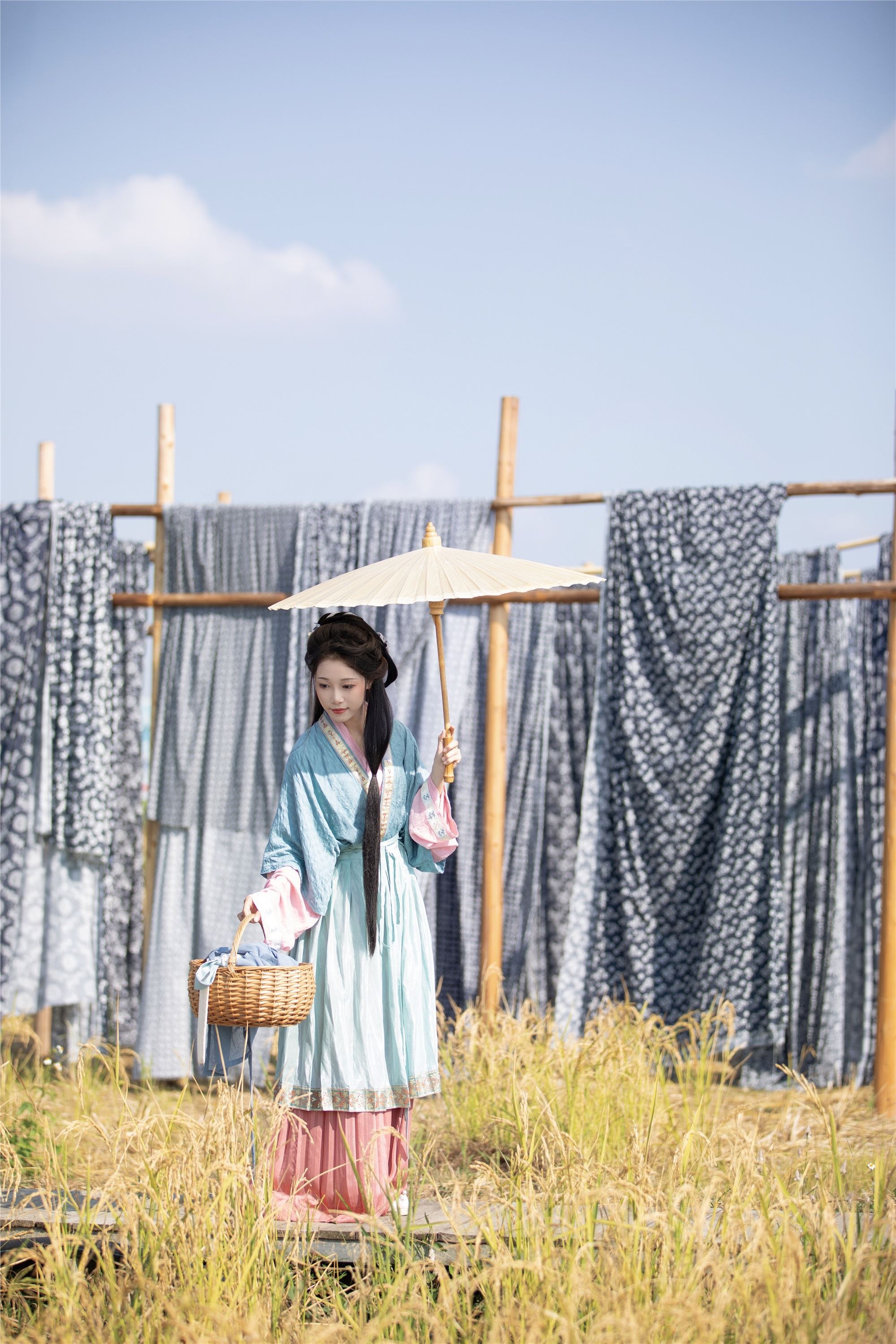 YITUYU艺图语 2025.01.25 拾穗 苗子